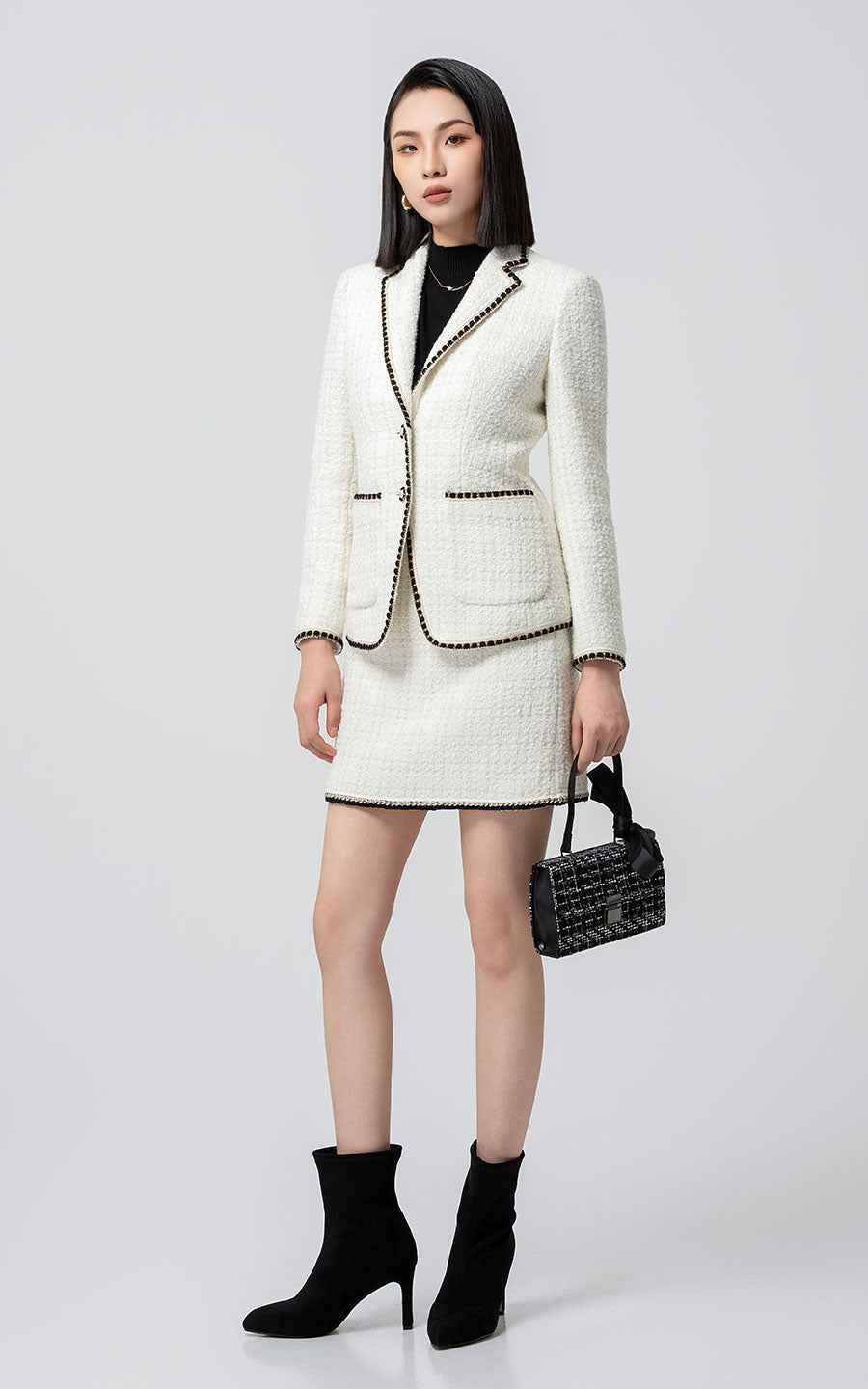 White Tweed Jacket & Skirt Set with Black Trim - Classic