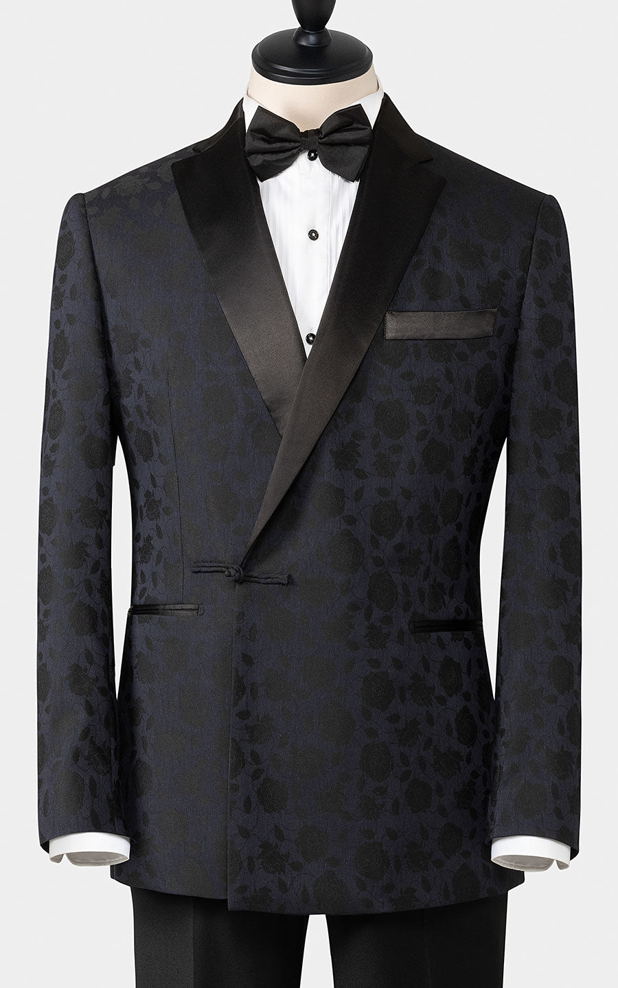 Premium Moire Tuxedo Details - Expert Formal Tailoring