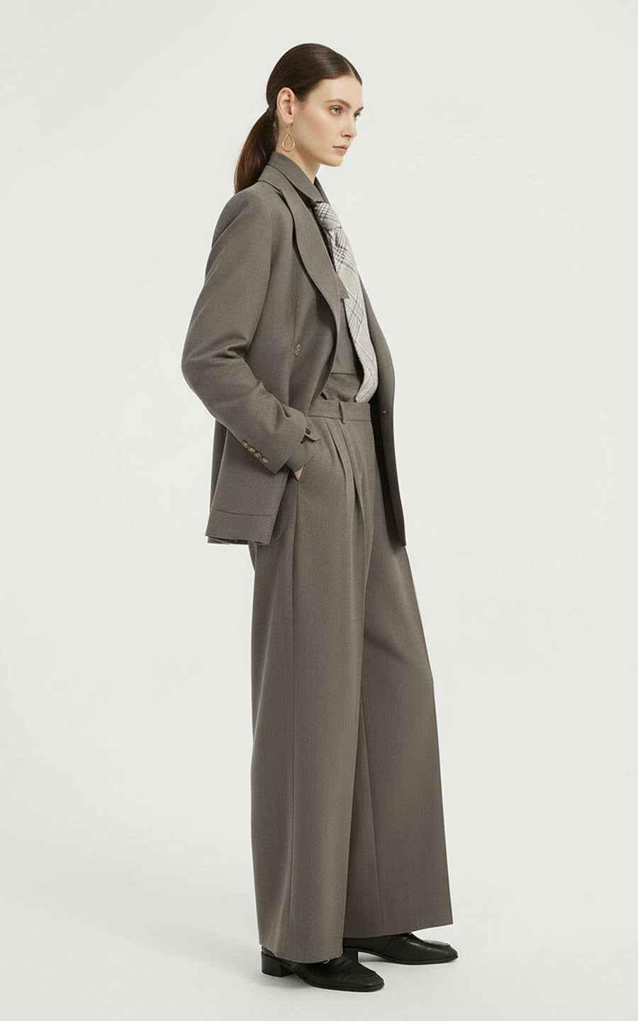 Tailored Blazer Set - Gray & Wide-Leg Trouser