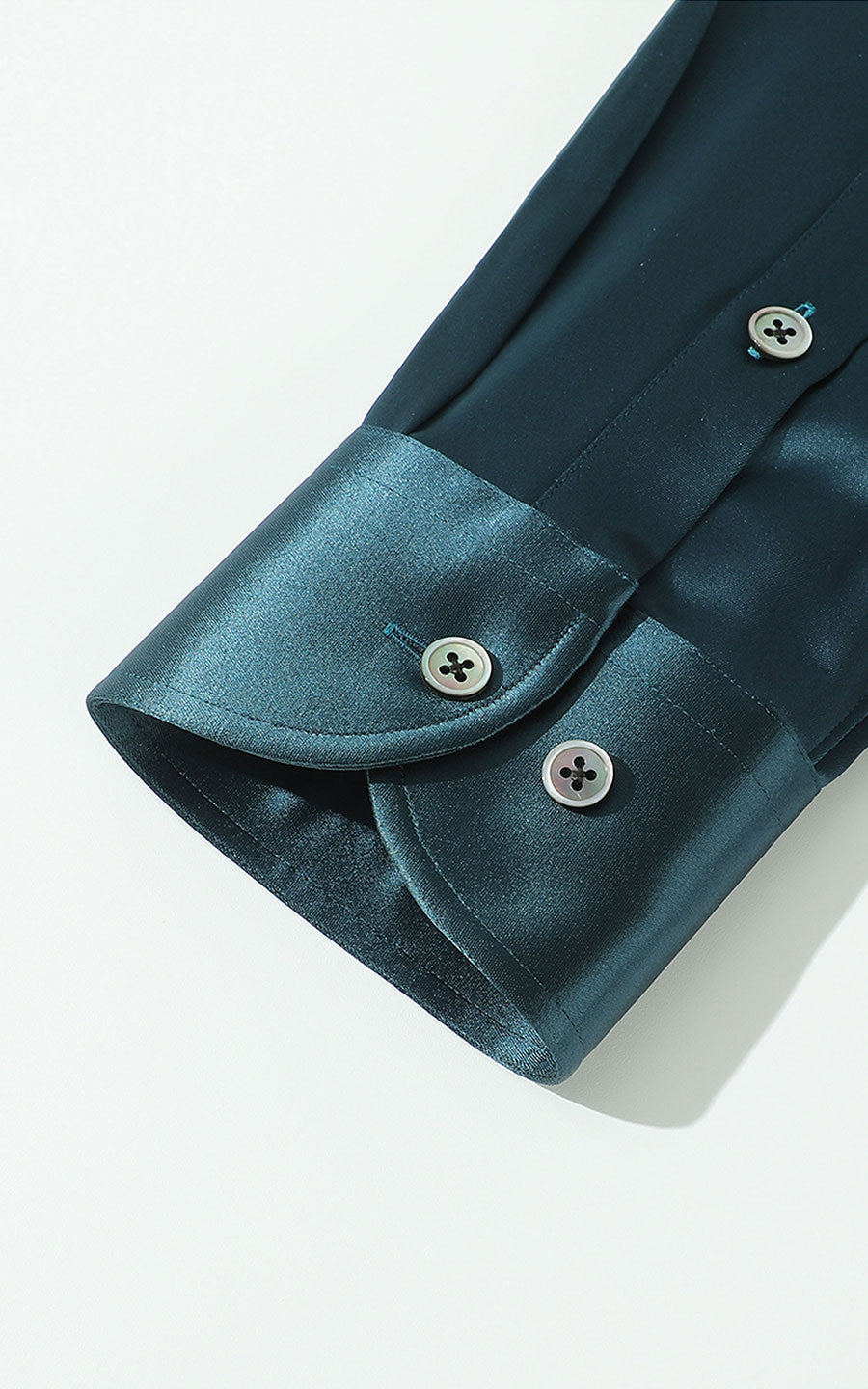 Lake Blue Dress Shirt Collar Detail - Wrinkle Resistant