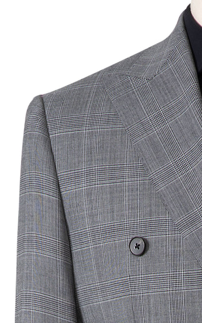 Dark grey checkered pattern bespoke suit fabric detail